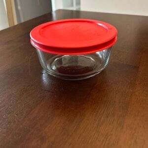 Pyrex 7200 2-Cup Glass Bowl & 7200-PC Sangria Red Lid